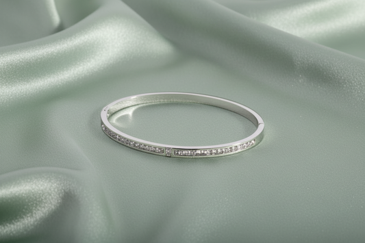 Nova Silver Bangle