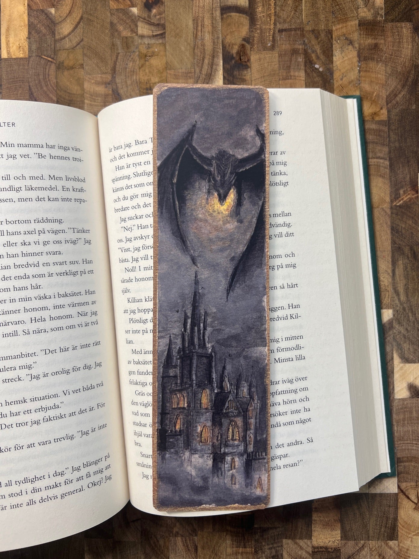 🌙 Lyx Artist Edition – Blind Date with a Book (låda)